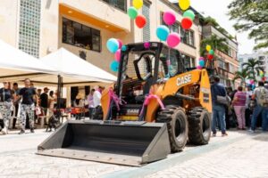 Lee más sobre el artículo Alcaldía de Ibagué entregó kit de maquinaria amarilla para el sector rural