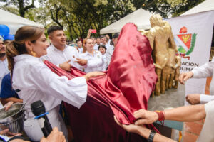 Lee más sobre el artículo Gobernadora del Tolima inauguró en Planadas la escultura ‘Ritual de Reconciliación’
