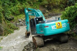 Lee más sobre el artículo Llegó maquinaria de la Gobernación del Tolima al sector de Pico de Oro, zona rural de Ibagué