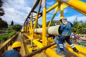 Lee más sobre el artículo Con alta ingeniería y precisión fue instalado el último viaducto del Segundo Acueducto de Ibagué