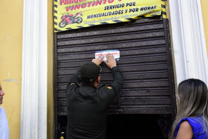 Lee más sobre el artículo Autoridades cerraron dos parqueaderos en Ibagué por cobros excesivos en las tarifas