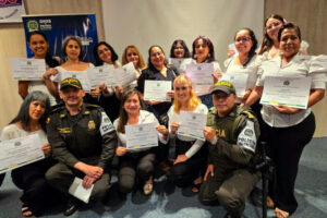 Lee más sobre el artículo Policía Metropolitana de Ibagué graduó a 30 mujeres como líderes púrpura