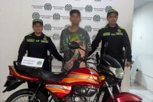 Lee más sobre el artículo Capturaron en flagrancia a un sujeto por robarse una motocicleta en la comuna Uno de Ibagué