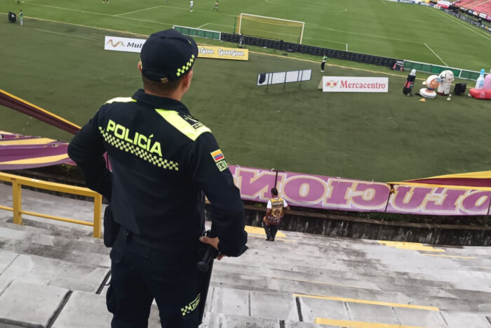 Lee más sobre el artículo 350 policías garantizarán la seguridad durante el partido entre Deportes Tolima y Junior de Barranquilla 