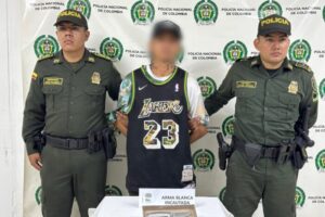 Lee más sobre el artículo Riña con arma cortopunzante dejó a un hombre capturado en la comuna Nueve de Ibagué 