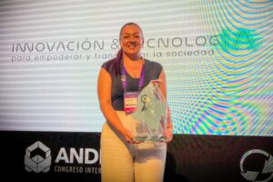 Lee más sobre el artículo Ibagué ganó el premio ‘Ciudad Vanguardista’ por su proyecto de árboles solares