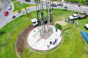 Lee más sobre el artículo Guitarra de 25 metros adornará la glorieta de la avenida Ambalá con calle 69 de Ibagué