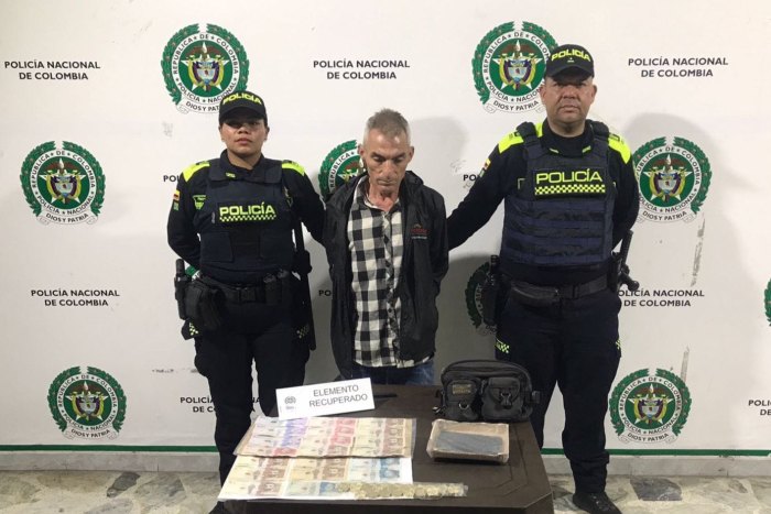 Lee más sobre el artículo ¡Viejo mañoso! Capturaron a ‘El Andariego’ por hurtar en un parqueadero de Ibagué