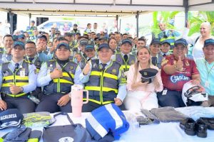 Lee más sobre el artículo Cuerpo Oficial de Agentes de Tránsito de Ibagué recibió dotación por más de $1.500 millones