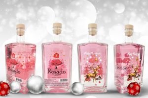 Lee más sobre el artículo Aguardiente Rosado del Tolima lanza edición exclusiva de Navidad