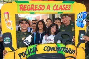 Lee más sobre el artículo La Policía Metropolitana de Ibagué lanzó la campaña ‘Regreso a Clases: ¡Tu Morral, Tus Sueños!’