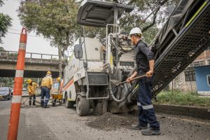 Lee más sobre el artículo Ibagué recibirá histórica inversión de $100.000 millones para recuperación de vías