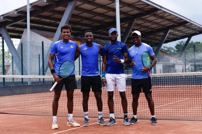 Lee más sobre el artículo Selección de Barbados ya entrena en el Complejo de Raquetas de Ibagué para la Copa Davis