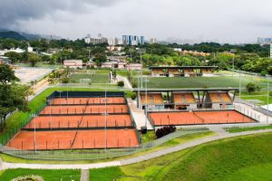 Lee más sobre el artículo ¡Falta poco! Complejo de Raquetas del Parque Deportivo de Ibagué se alista para la Copa Davis