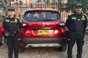 Lee más sobre el artículo Autoridades recuperaron en un parqueadero de Ibagué un vehículo que había sido hurtado en diciembre