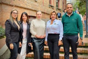 Lee más sobre el artículo El Tolima impulsa liderazgo de mujeres y jóvenes con alianza académica en la Universidad de los Andes