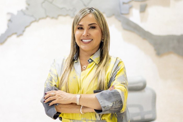 En este momento estás viendo Alcaldesa Johana Aranda fue reconocida por segundo año consecutivo como una de las 100 mujeres más influyentes según Forbes
