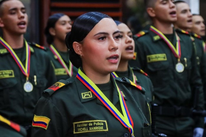 Lee más sobre el artículo Con más de 110 nuevos auxiliares de policía se reforzará la seguridad en Ibagué