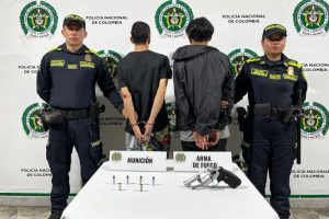 Lee más sobre el artículo Capturaron en flagrancia a dos hombres por porte ilegal de armas de fuego en Ibagué