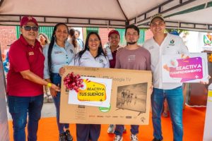 Lee más sobre el artículo Gobernación del Tolima entregó capital semilla a emprendedores de El Espinal