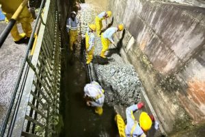Lee más sobre el artículo IBAL trabaja en el restablecimiento de la captación en la bocatoma Combeima