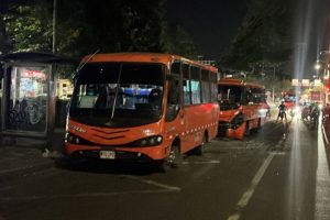 Lee más sobre el artículo Cinco personas lesionadas dejó choque de dos busetas en Ibagué 