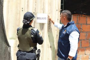 Lee más sobre el artículo Autoridades suspendieron tres obras en Los Tunjos por no contar con licencia