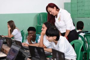 Lee más sobre el artículo Ibagué avanza hacia una ciudad más conectada e incluyente gracias a las nuevas tecnologías