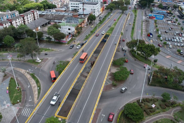 Lee más sobre el artículo Alcaldía de Ibagué agilizará la contratación de importantes obras a través de vigencias futuras