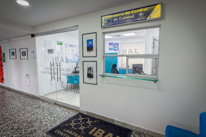 Lee más sobre el artículo Laboratorio del IBAL, de los mejores del Tolima para análisis de calidad de agua