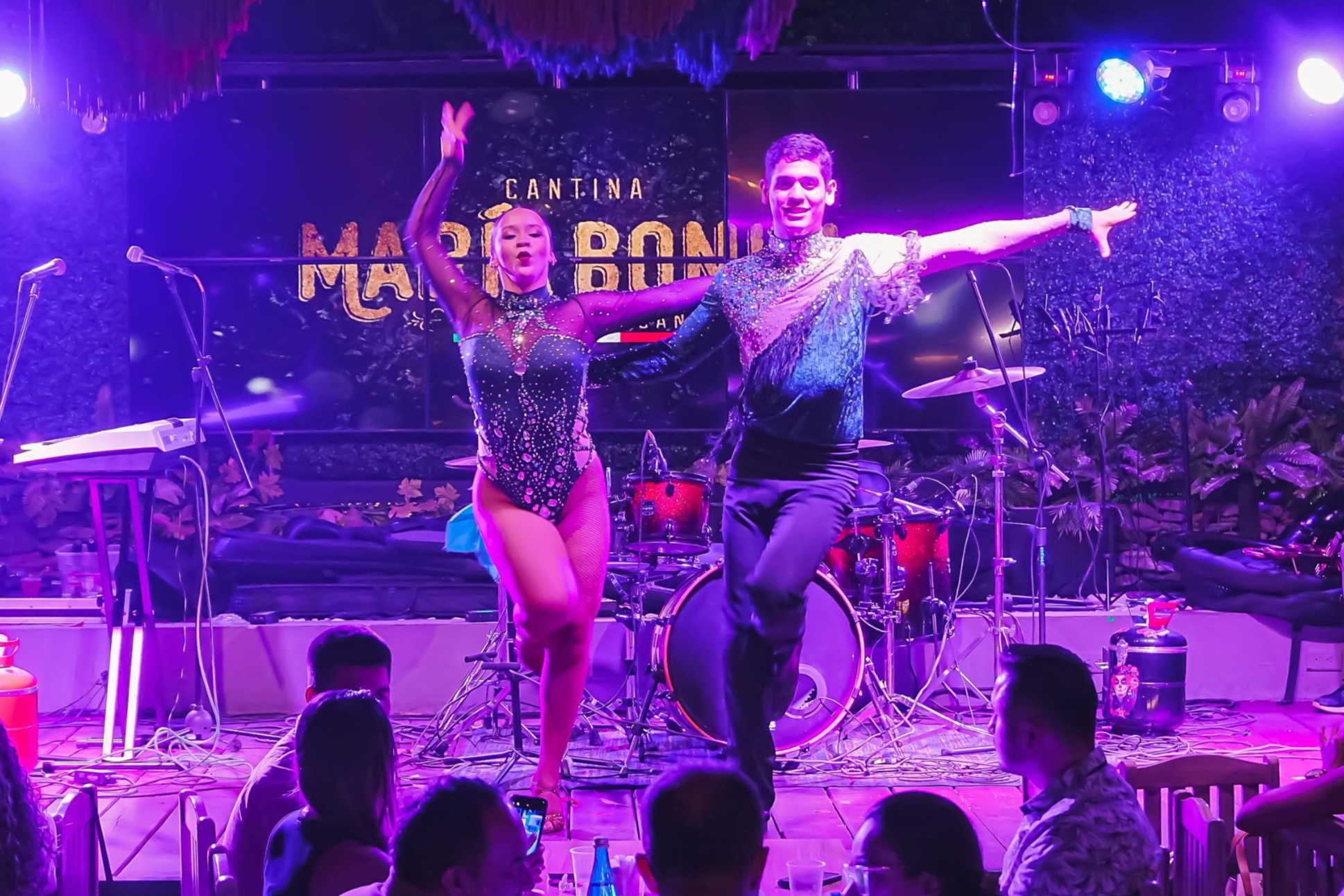 En este momento estás viendo Más de una decena de establecimientos vivieron la antesala de “Palo Pa’ Rumba” con el sello de la Fábrica de Licores del Tolima