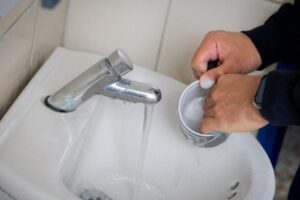 Lee más sobre el artículo IBAL invita al uso responsable del agua y al cuidado de las redes en temporada de lluvias