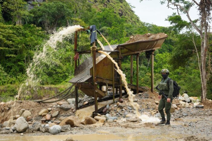 Lee más sobre el artículo Gobernación del Tolima pide no suspender operativos contra la minería ilegal en el departamento