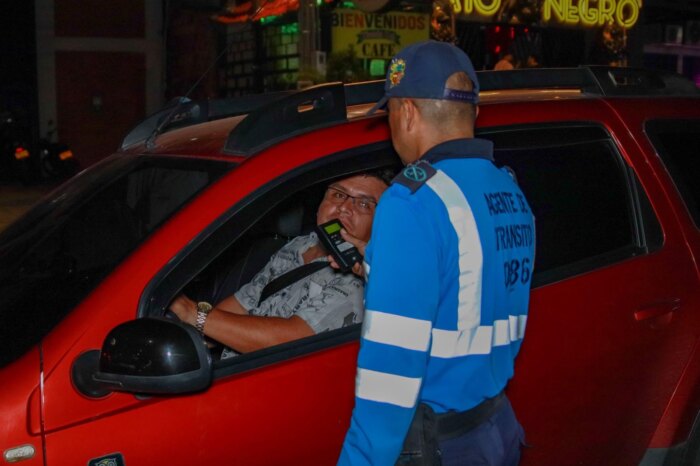 Lee más sobre el artículo Agentes de tránsito sancionaron a más de 250 conductores este fin de semana en Ibagué
