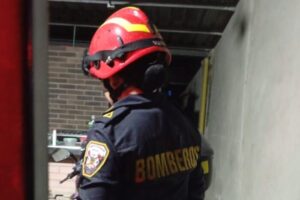 Lee más sobre el artículo Bomberos han atendido emergencias por inundaciones, caída de árboles y deslizamientos en Ibagué