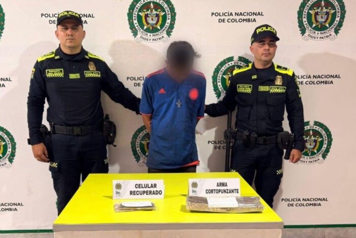 Lee más sobre el artículo Con cuchillo en mano, ‘Ronaldo’ le robó el celular a un adulto mayor en pleno centro de Ibagué
