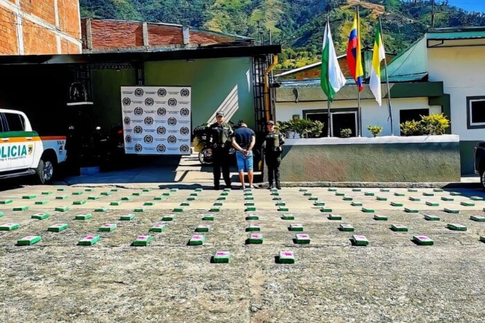 Golpe al narcotráfico: cayó millonario cargamento de cocaína en la vía Ibagué – Cajamarca