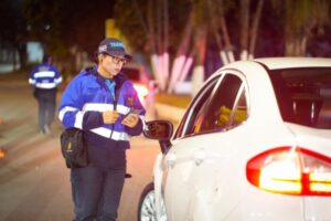 Lee más sobre el artículo Agentes de tránsito sancionaron a más 170 conductores durante el fin de semana en Ibagué