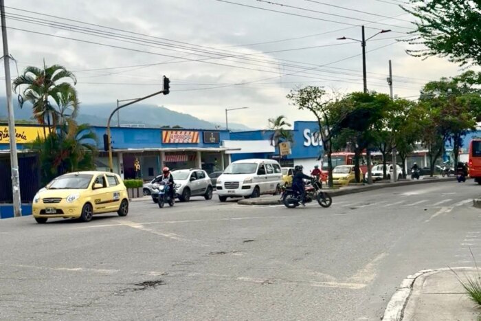 Lee más sobre el artículo Alcaldía de Ibagué iniciará rehabilitación de la vía entre los barrios Topacio y Santa Ana