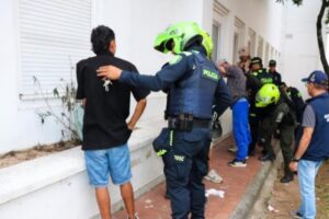 Lee más sobre el artículo ¡Mano dura! Refuerzan operativos de control y seguridad contra limpiavidrios en Ibagué